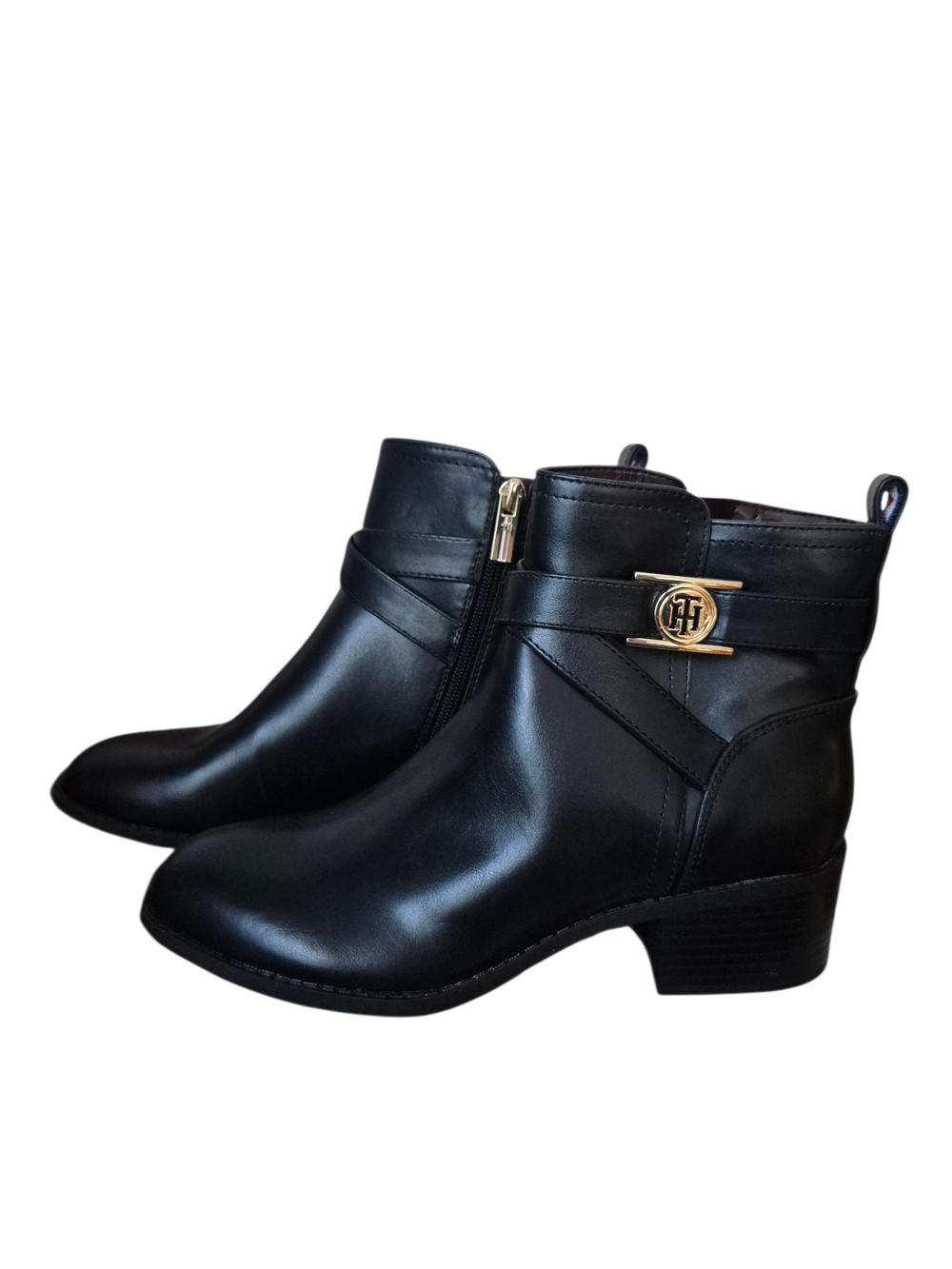 Tommy Hilfiger Black Ankle Boots with Block Heel and Gold Hardware 7.5M